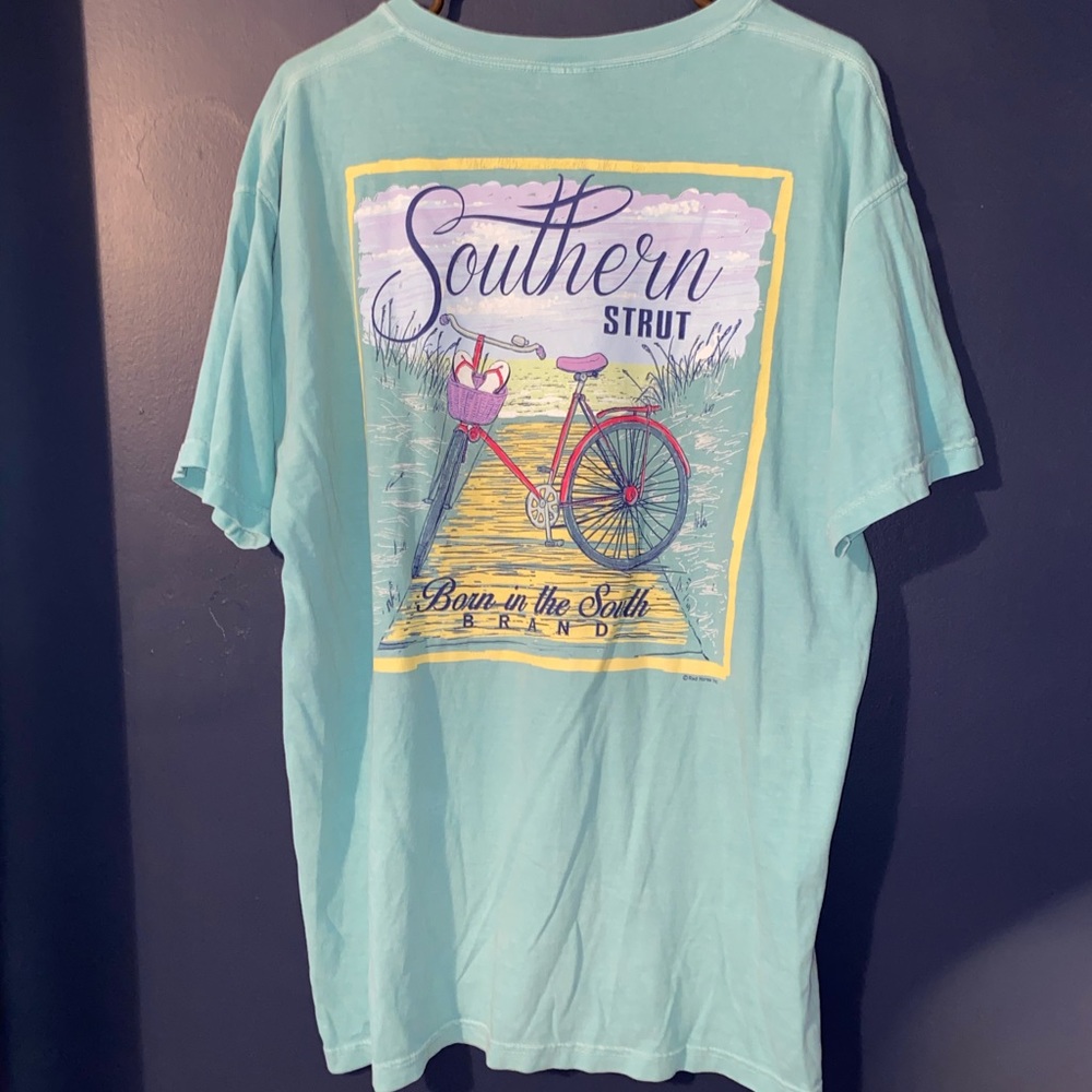 Southern strut t-shirt